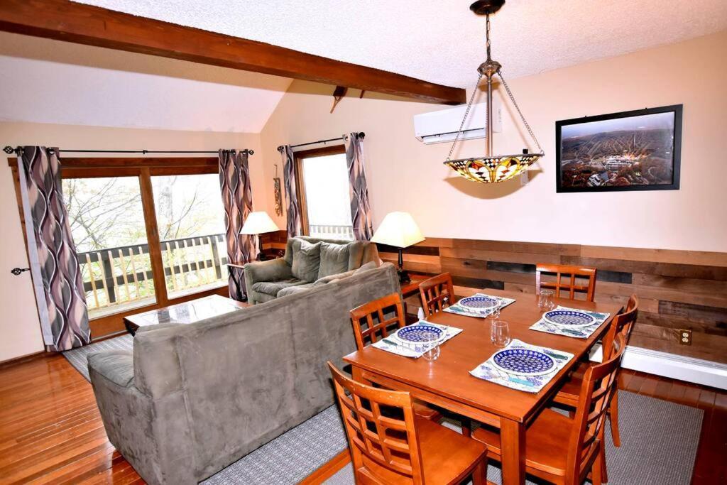 3-Bedroom Vacation Home Steps To Camelback Ski Area Ski-In Ski-Out Crescent Lake Exterior foto